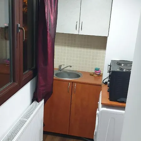 Mihai Bravu Metrou Апартаменти Бухарест